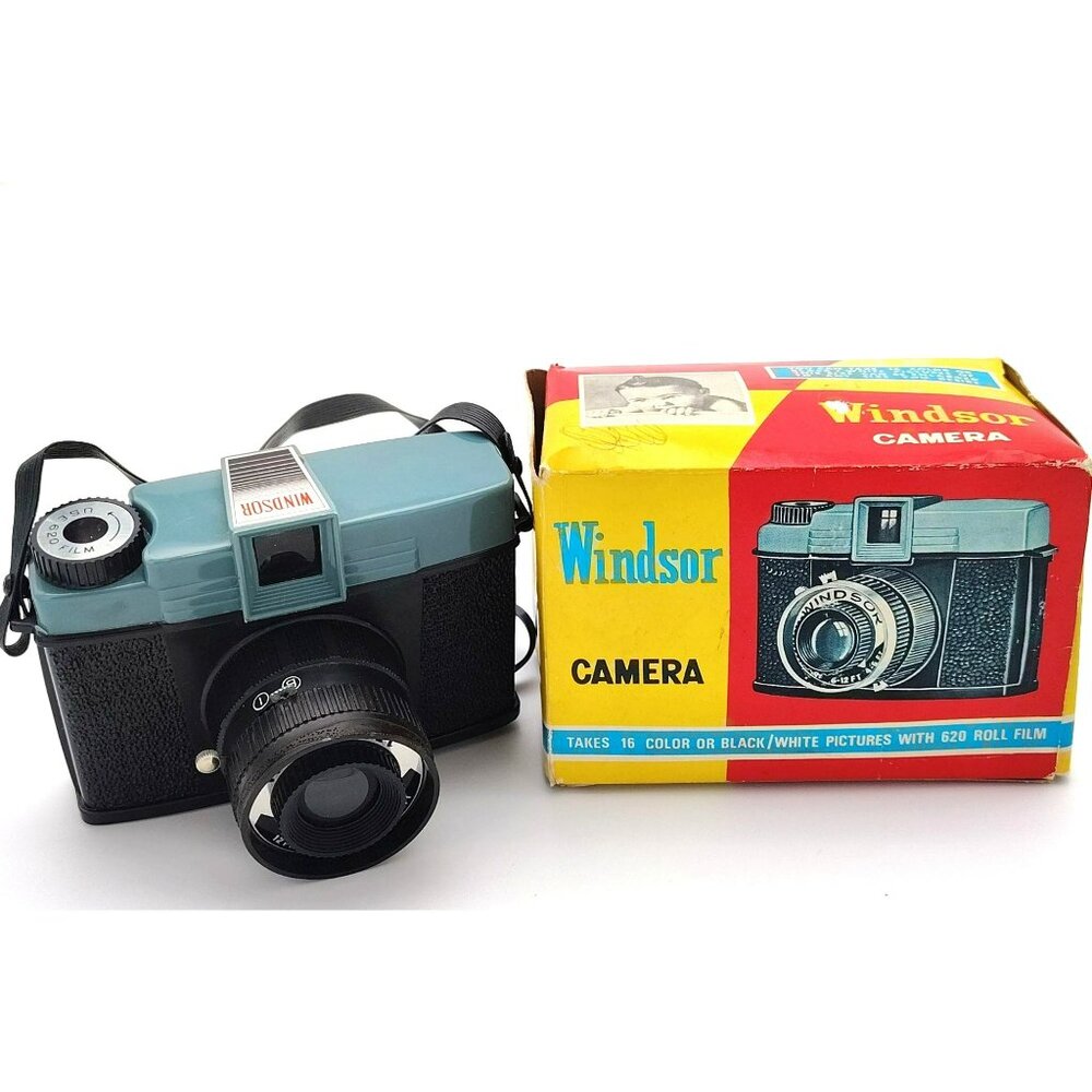 Vintage Windsor 620 Film Camera For Parts Box Midcentury Snapshot Camera No Test